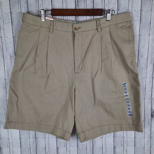 NEW Old Navy Regular Fit Khaki Shorts Pleated Men's Tag 40 Actual Size 38 NWT